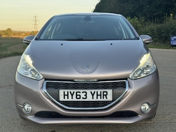 Used Peugeot 208 2013 for sale - 76092260: Photo 4