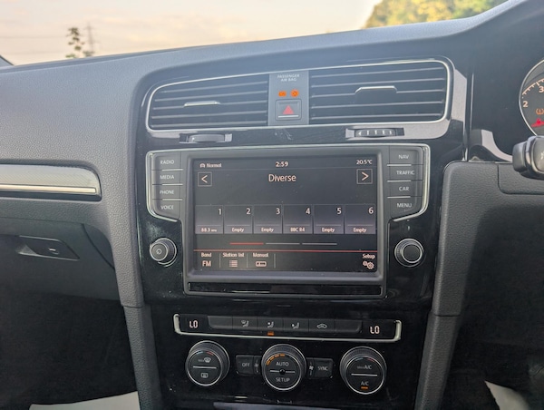 Used Volkswagen Golf 2025 for sale - 75400248: Photo 16