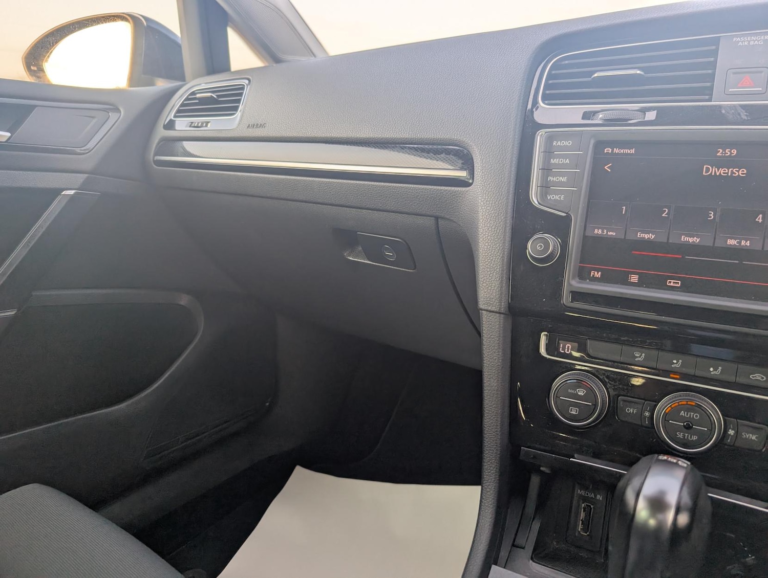 Vehicle 28