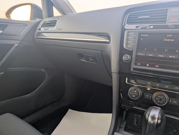 Used Volkswagen Golf 2025 for sale - 75400248: Photo 28