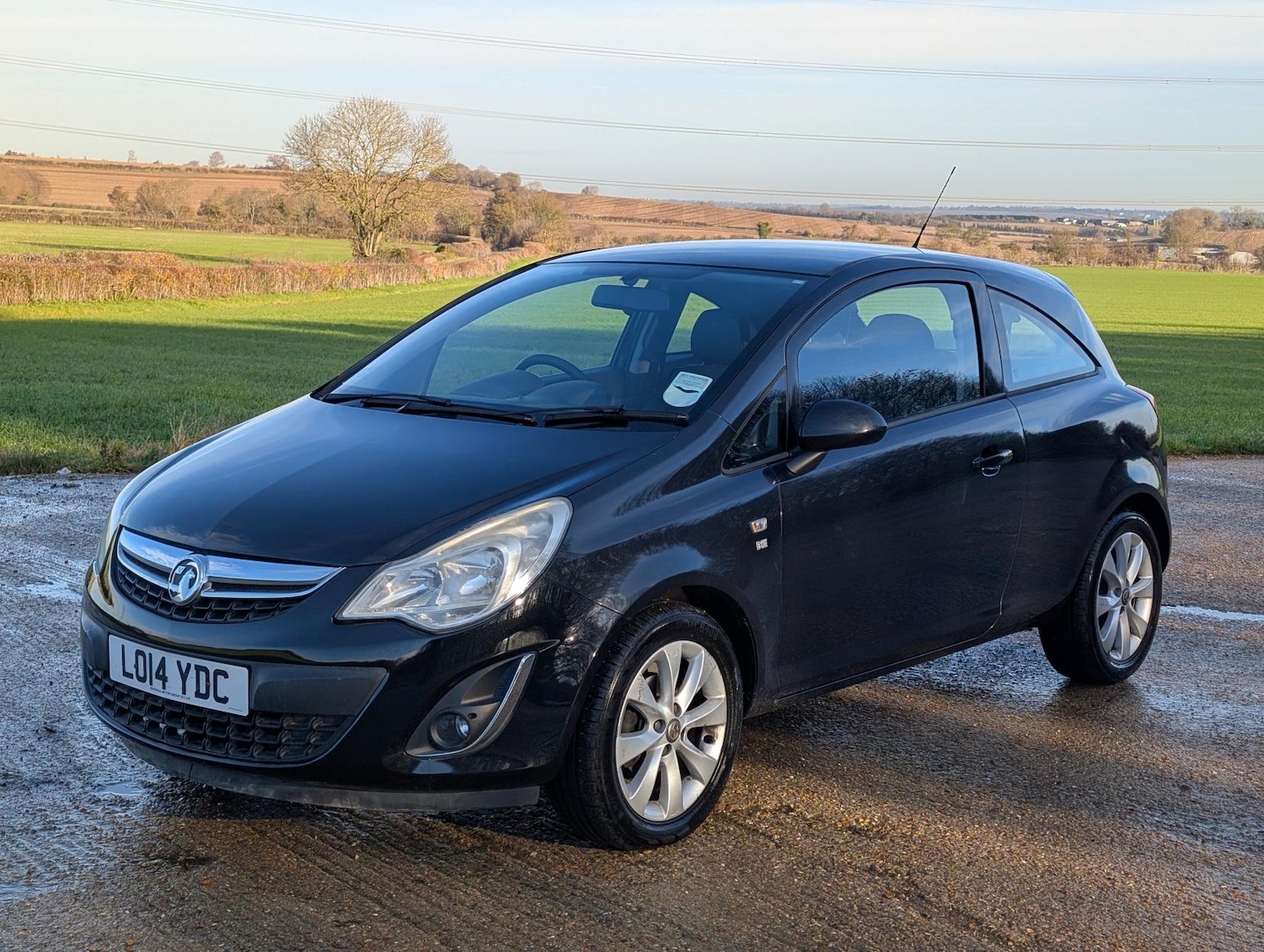 Used Vauxhall Corsa 2014 for sale - 76835183: Photo 3