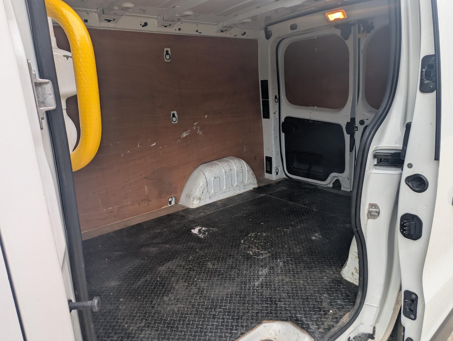 Used Vauxhall Vivaro 2015 for sale - 76092265: Photo 30