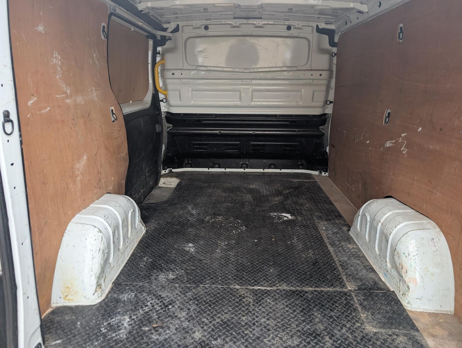 Used Vauxhall Vivaro 2015 for sale - 76092265: Photo 32