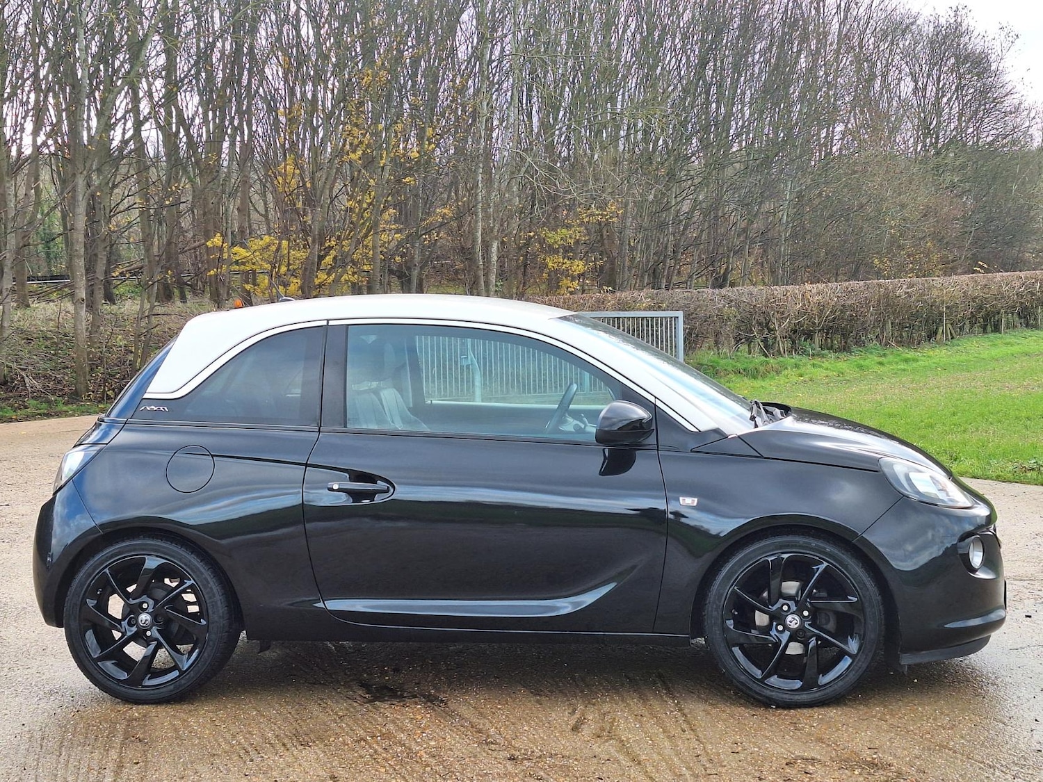 Used Vauxhall ADAM 2013 for sale - 76847344: Photo 2