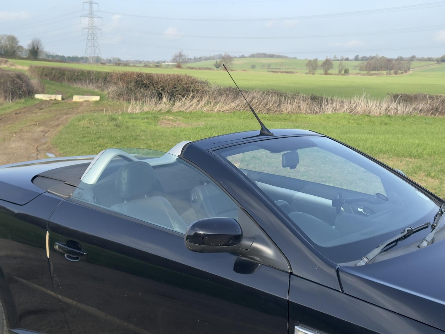 Used Vauxhall Tigra 2005 for sale - 77710776: Photo 11