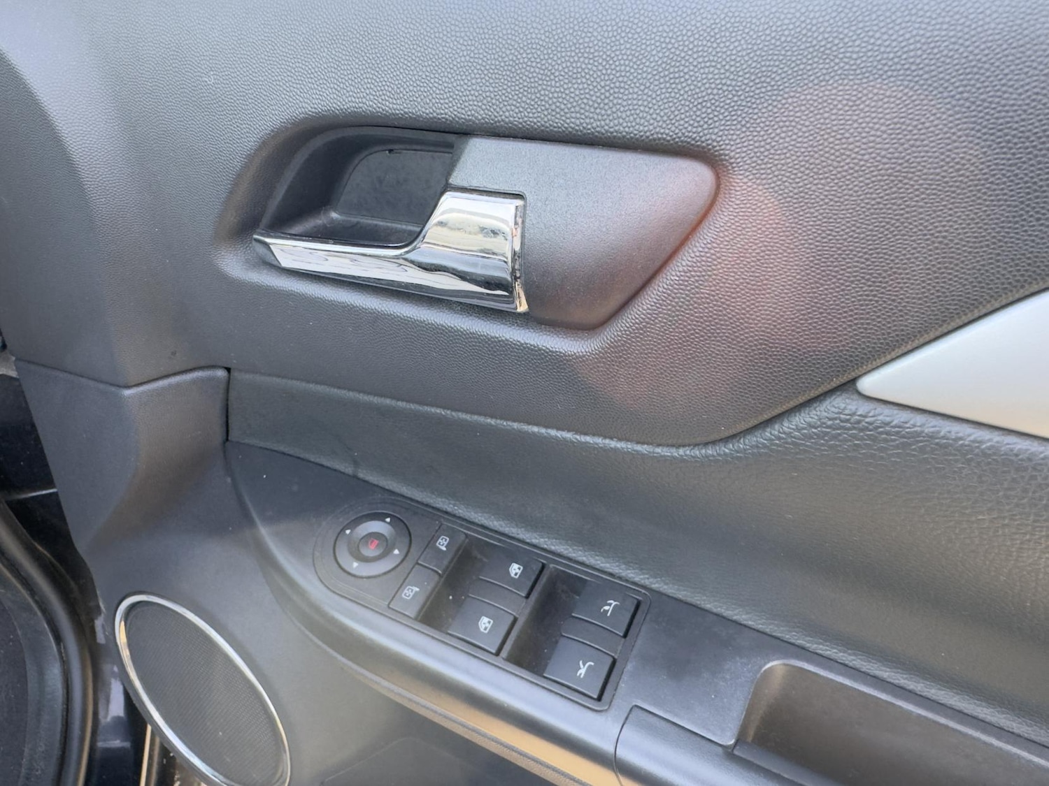 Used Vauxhall Tigra 2005 for sale - 77710776: Photo 14