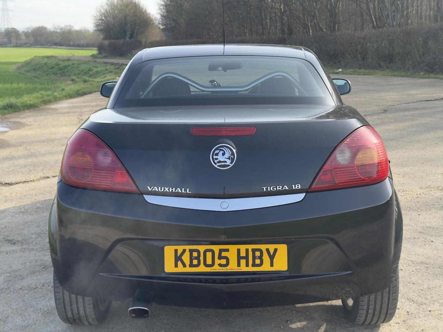 Used Vauxhall Tigra 2005 for sale - 77710776: Photo 7