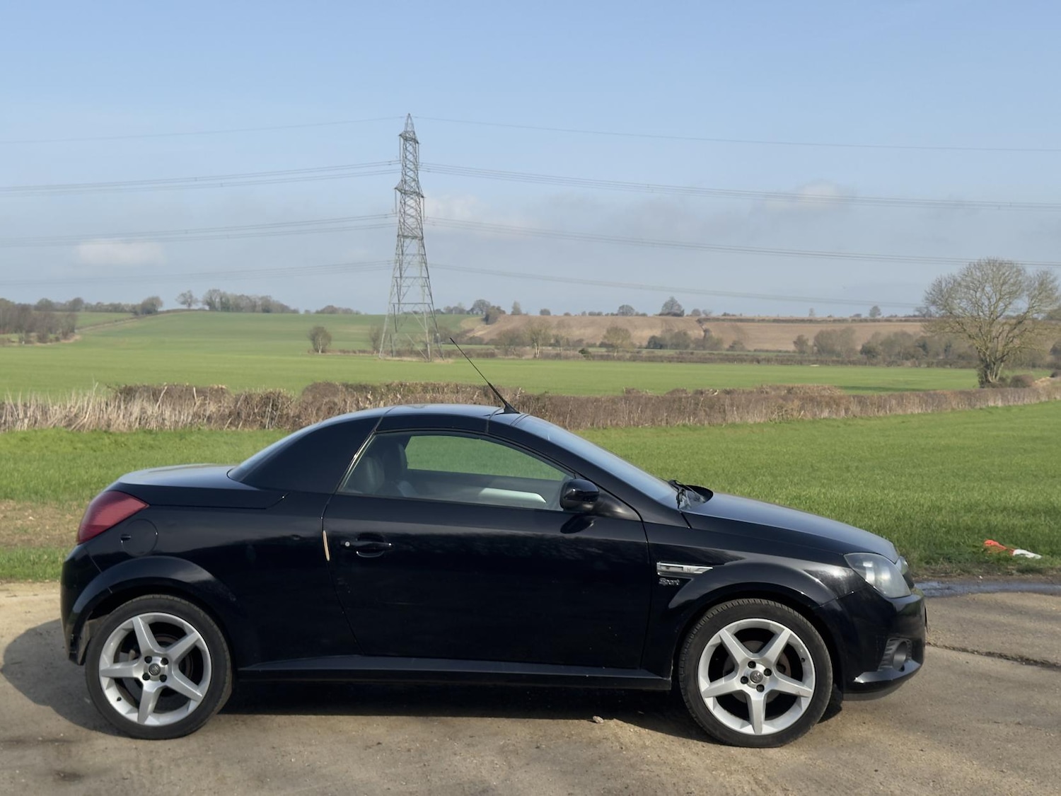 Used Vauxhall Tigra 2005 for sale - 77710776: Photo 9