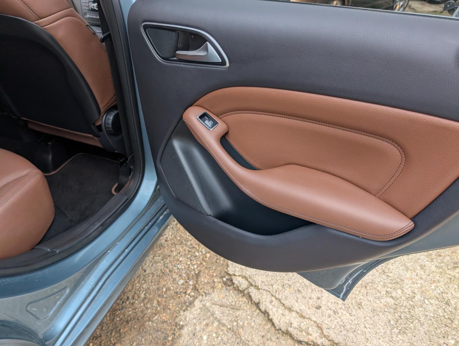 Used Mercedes-Benz B Class 2013 for sale - 77799768: Photo 29