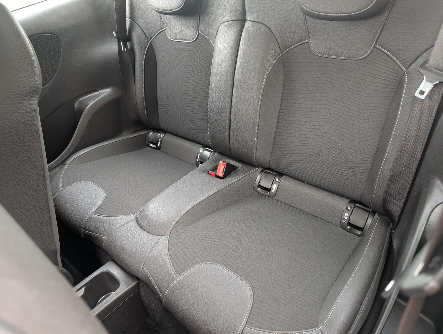 Used Vauxhall ADAM 2018 for sale - 76458686: Photo 5