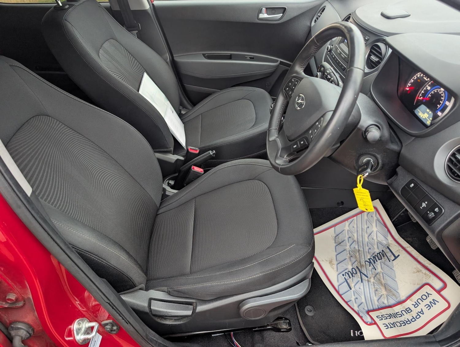 Used Hyundai i10 2017 for sale - 76511214: Photo 14