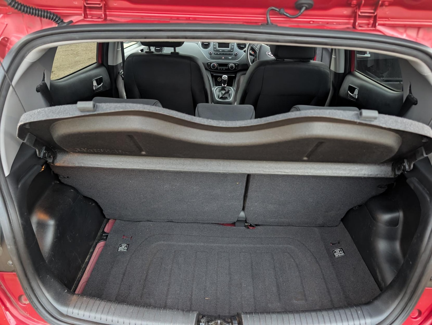 Used Hyundai i10 2017 for sale - 76511214: Photo 27