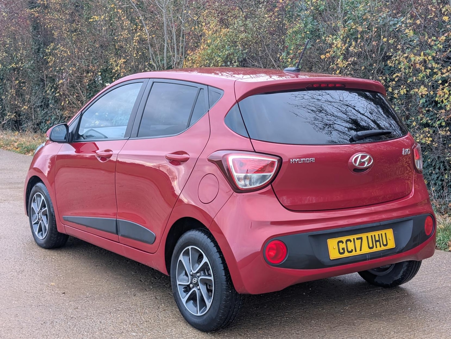 Used Hyundai i10 2017 for sale - 76511214: Photo 5