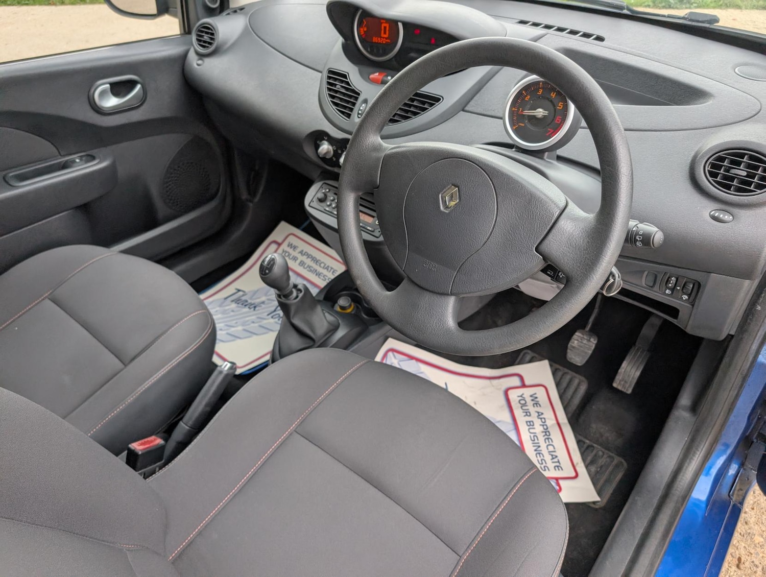 Used Renault Twingo 2010 for sale - 76312650: Photo 17