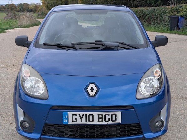 Used Renault Twingo 2010 for sale - 76312650: Photo 2