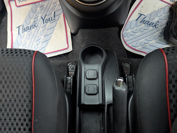 Used Mazda Mazda2 2011 for sale - 75744865: Photo 11