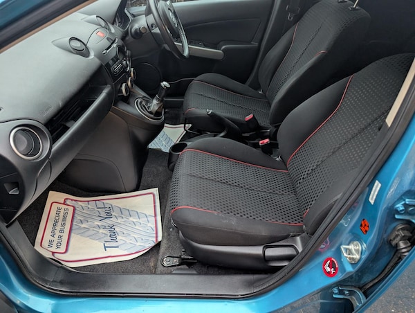 Used Mazda Mazda2 2011 for sale - 75744865: Photo 22