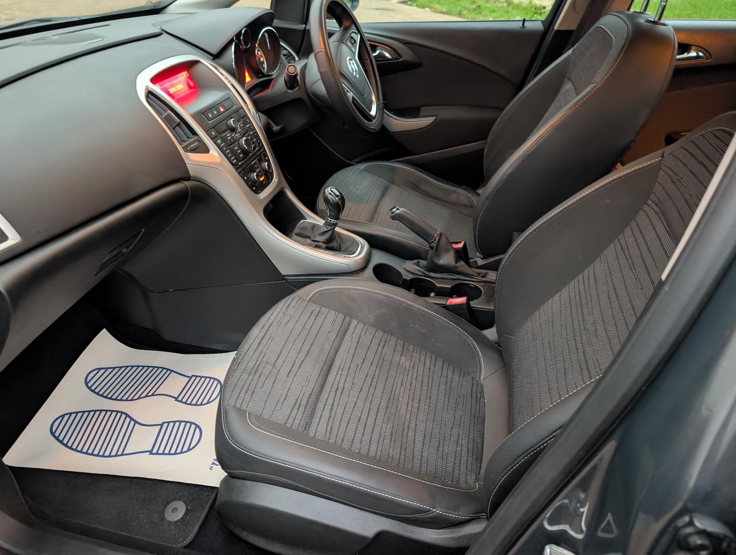 Used Vauxhall Astra 2014 for sale - 77381185: Photo 22