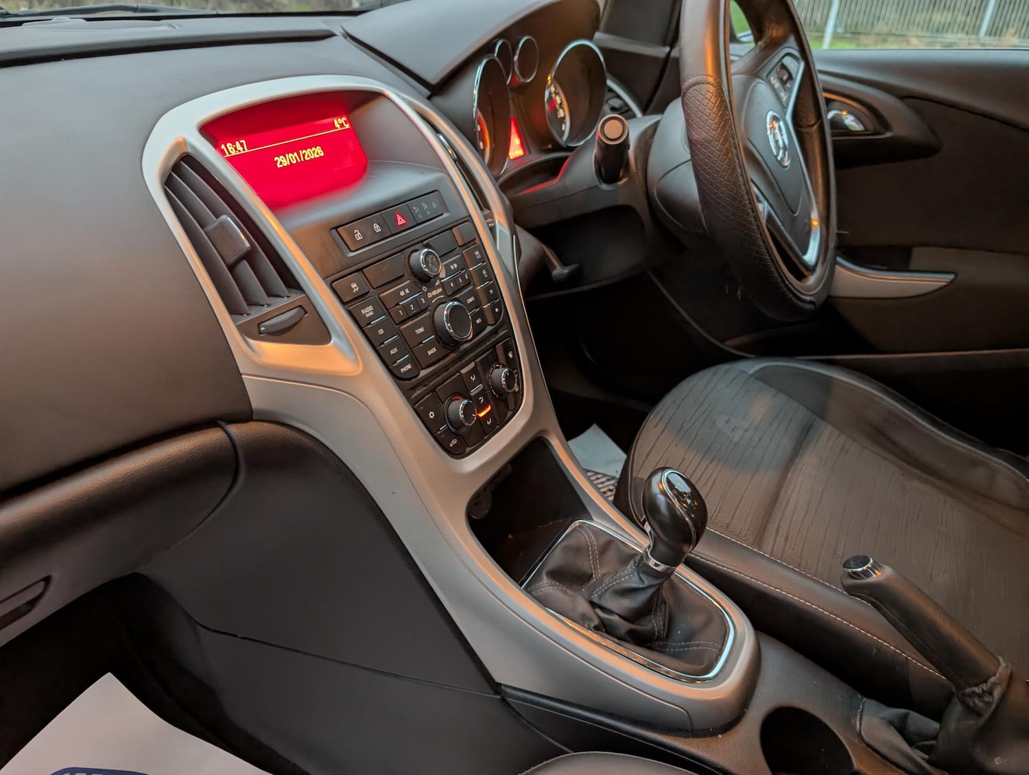 Used Vauxhall Astra 2014 for sale - 77381185: Photo 23