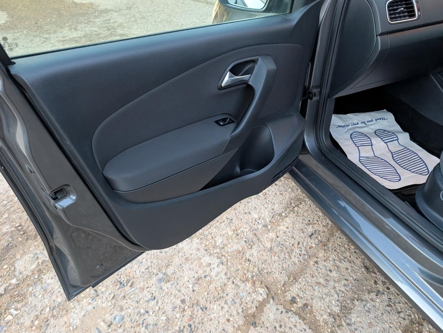 Used Volkswagen Polo 2014 for sale - 77945694: Photo 14