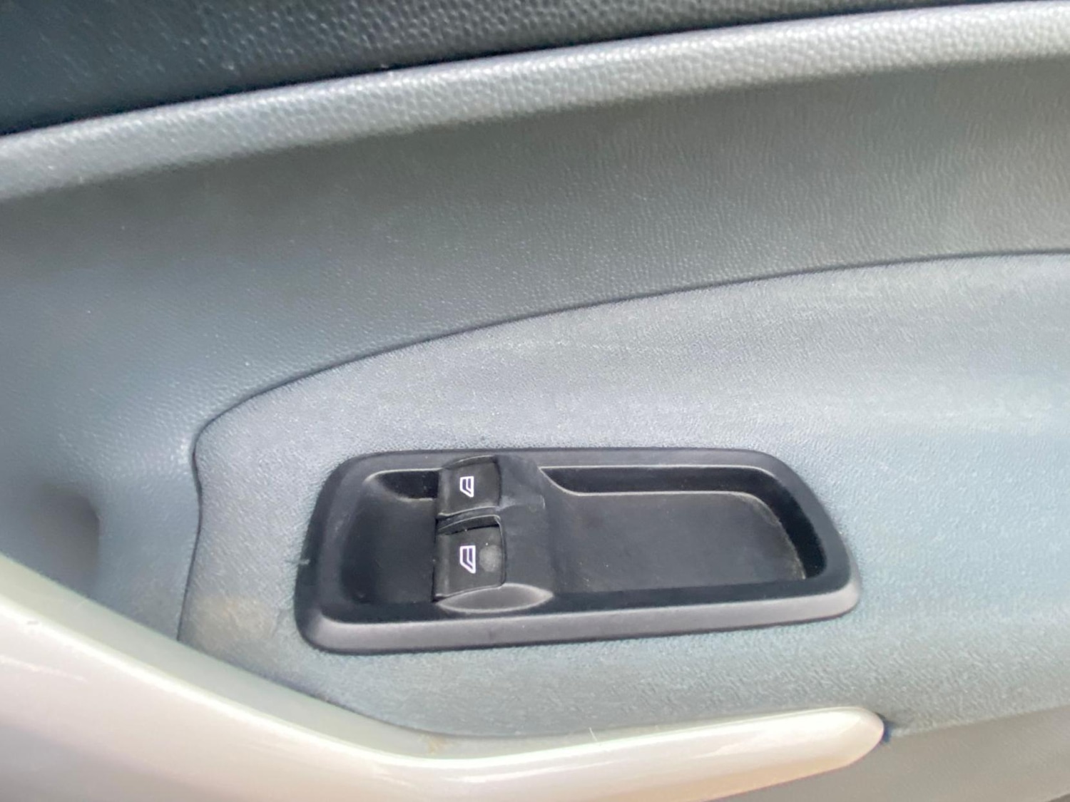 Used Ford Fiesta 2011 for sale - 77210694: Photo 11