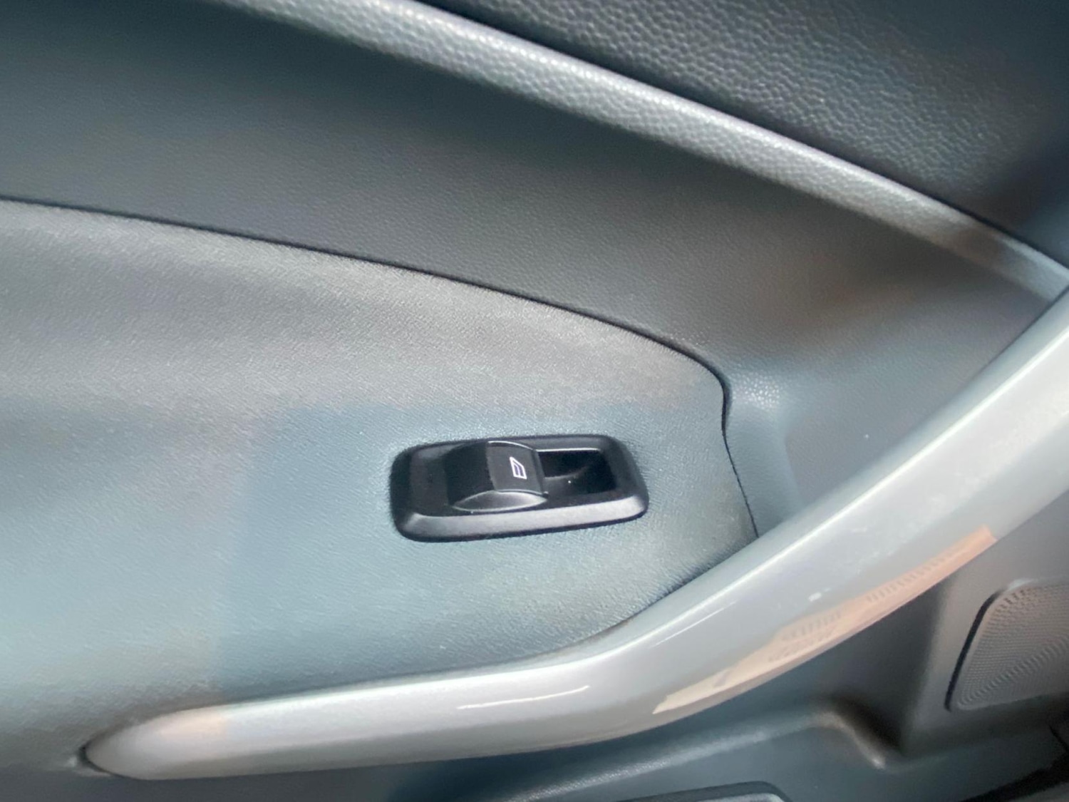 Used Ford Fiesta 2011 for sale - 77210694: Photo 12