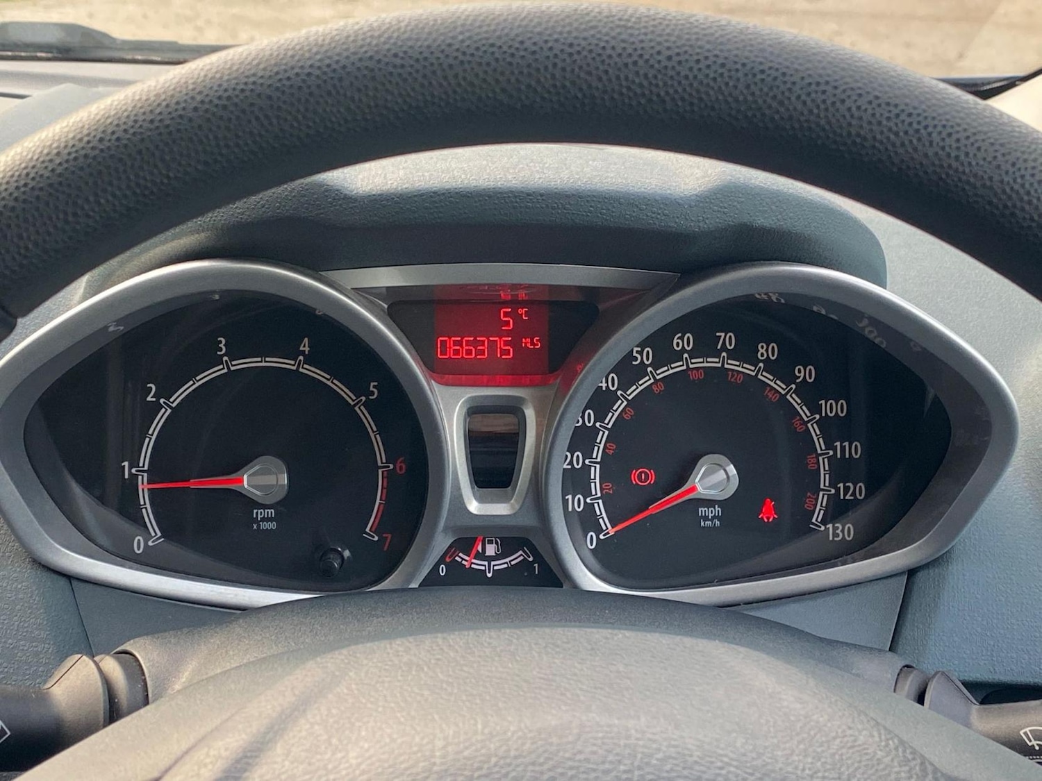 Used Ford Fiesta 2011 for sale - 77210694: Photo 17