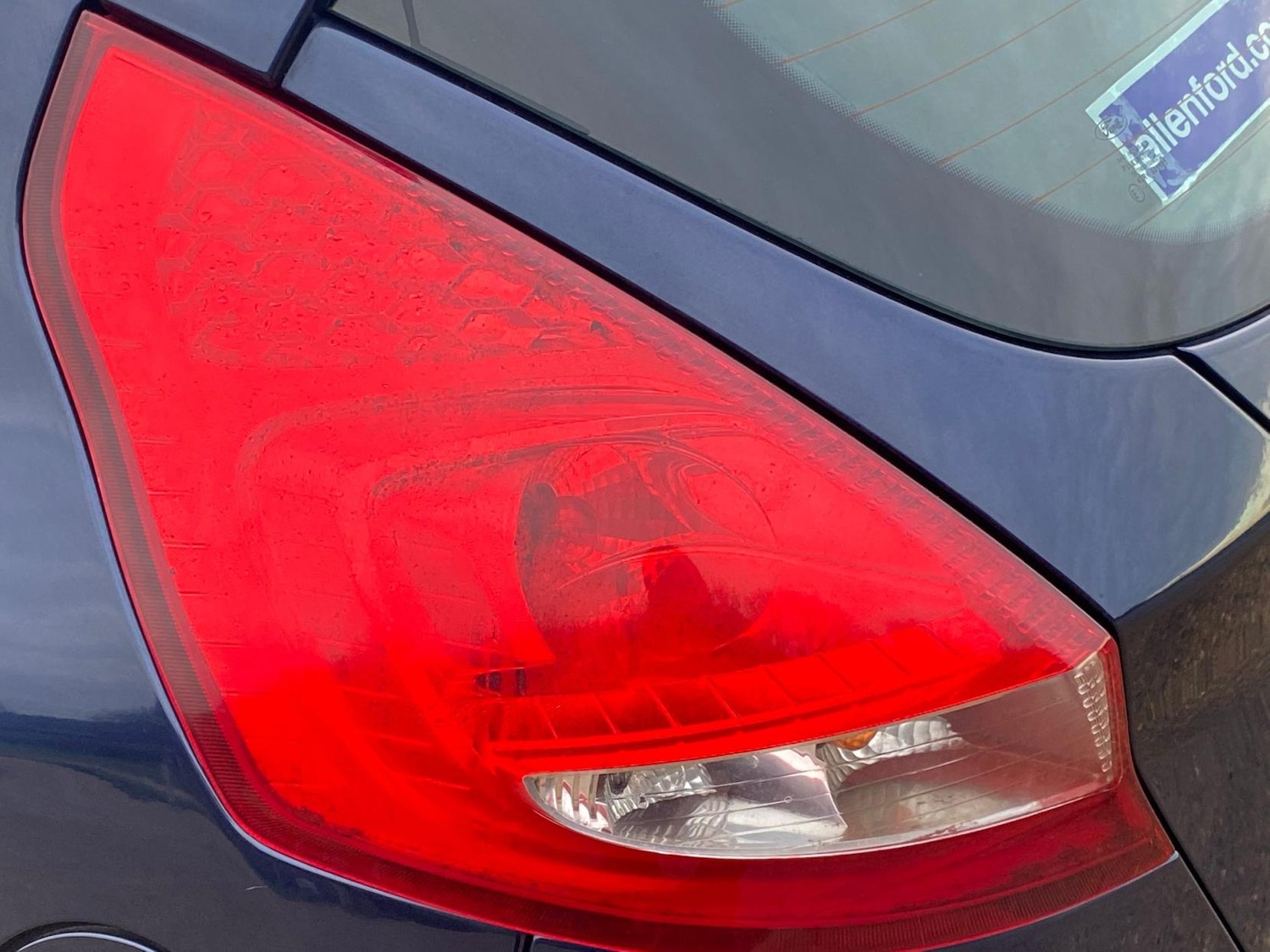 Used Ford Fiesta 2011 for sale - 77210694: Photo 31