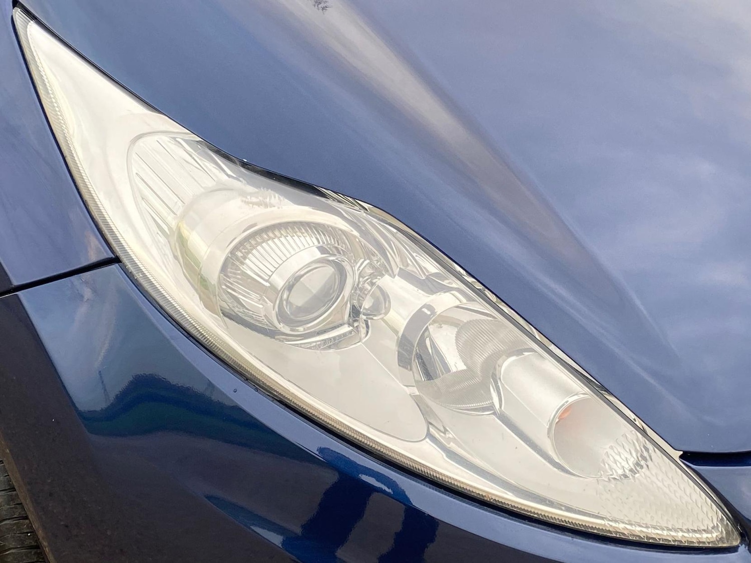 Used Ford Fiesta 2011 for sale - 77210694: Photo 32