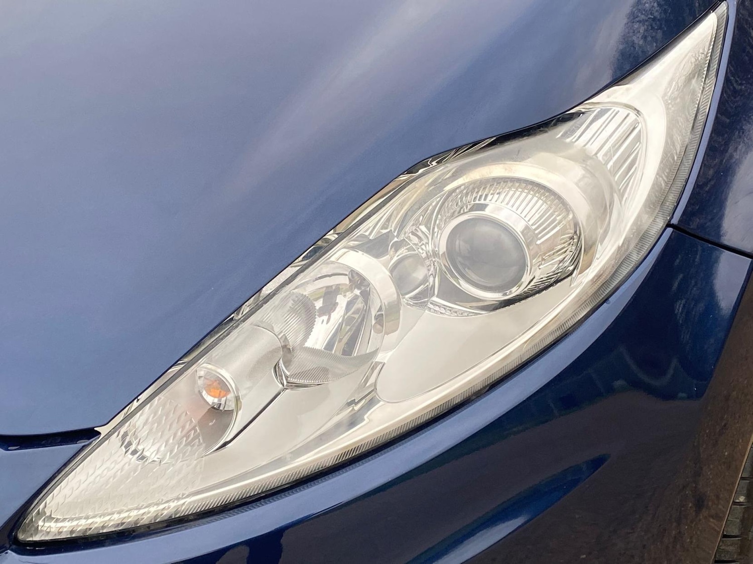 Used Ford Fiesta 2011 for sale - 77210694: Photo 33