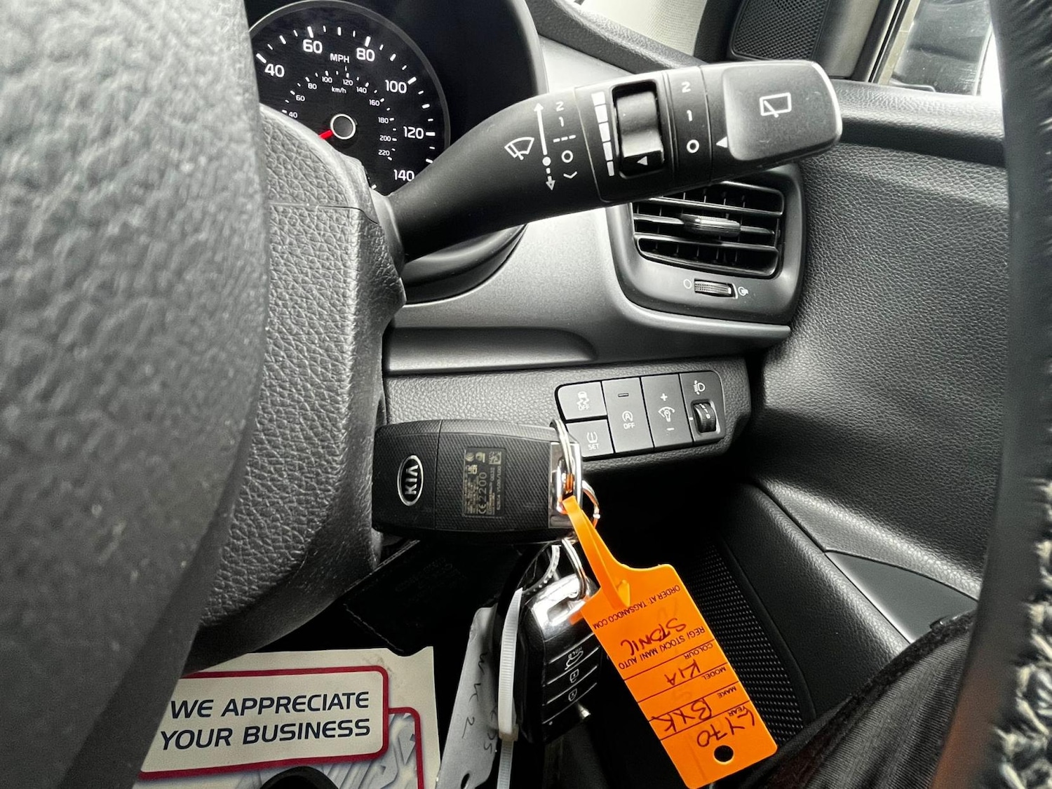 Used Kia Stonic 2020 for sale - 76209534: Photo 25