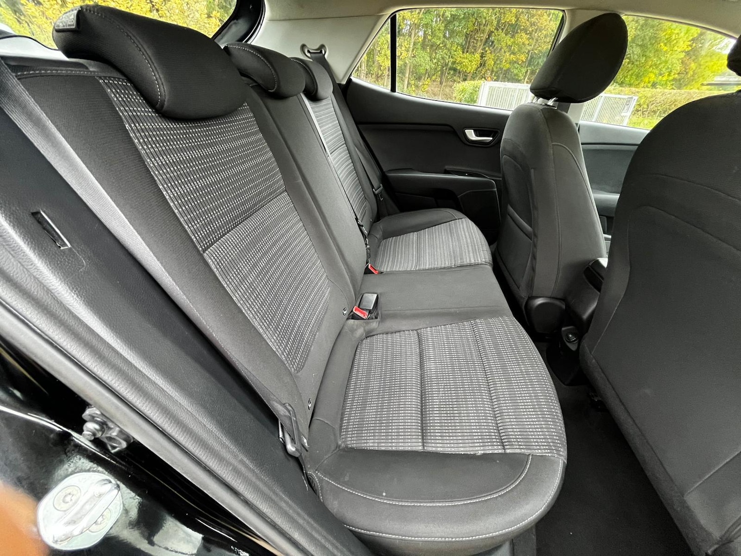 Used Kia Stonic 2020 for sale - 76209534: Photo 31