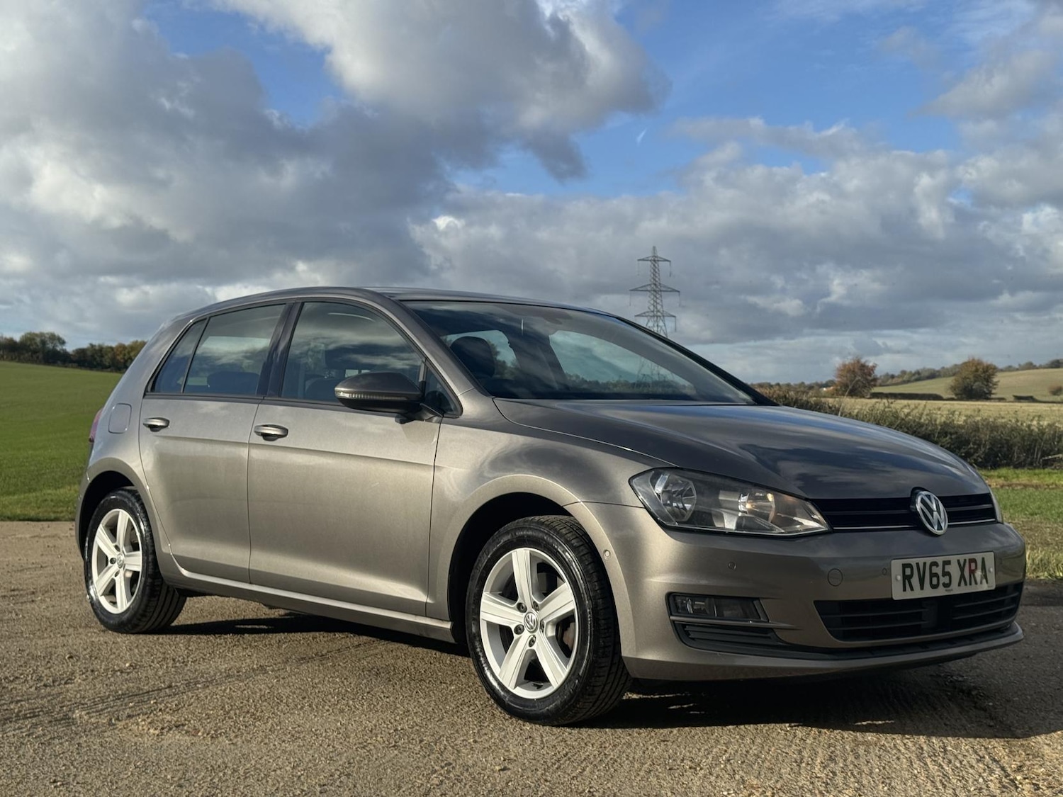 Used Volkswagen Golf 2015 for sale - 76436438: Photo 2