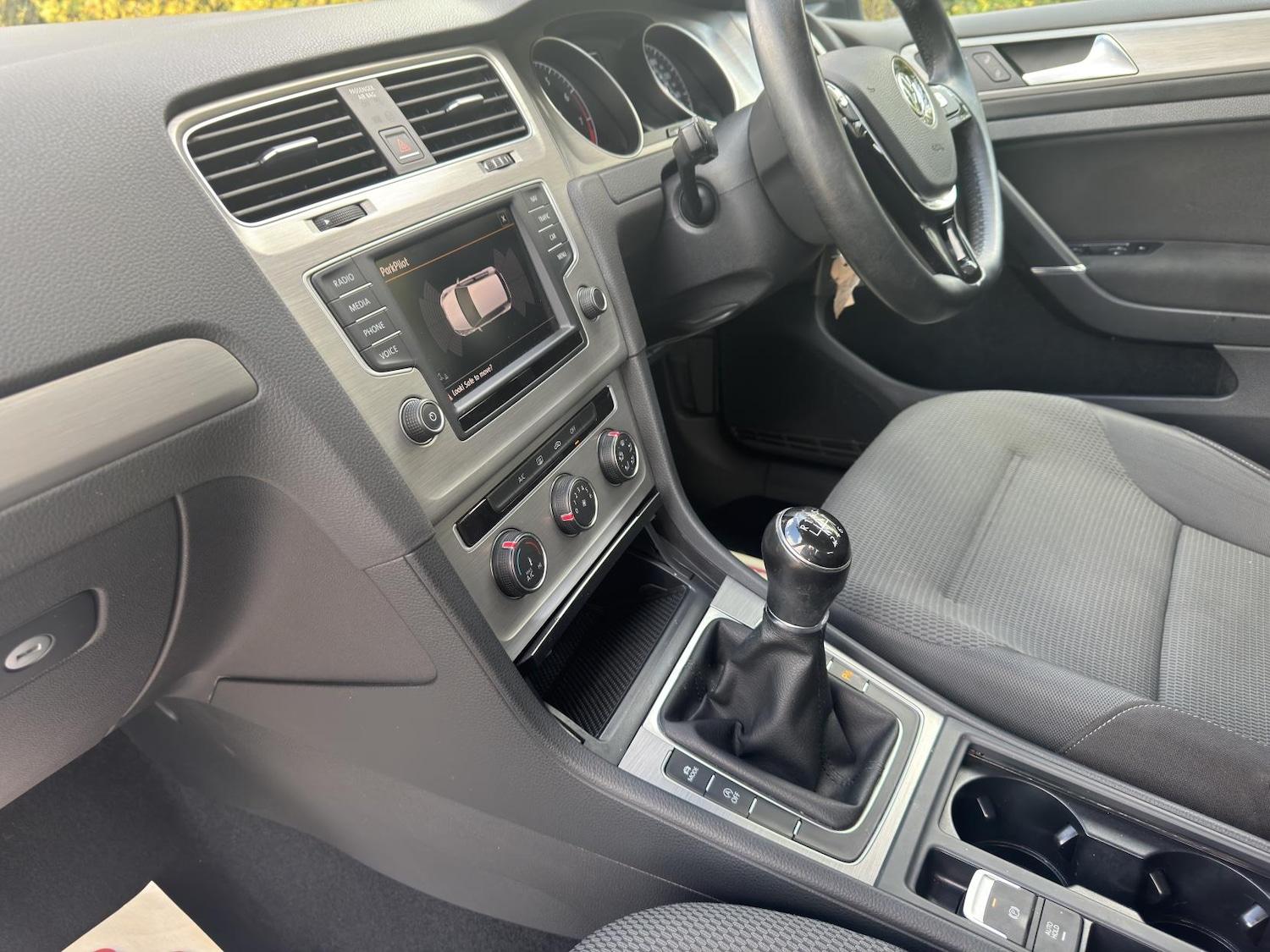 Used Volkswagen Golf 2015 for sale - 76436438: Photo 29