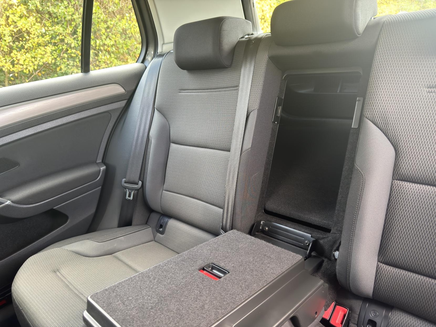 Used Volkswagen Golf 2015 for sale - 76436438: Photo 33