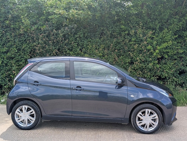 Used Toyota AYGO 2017 for sale - 75386229: Photo 11