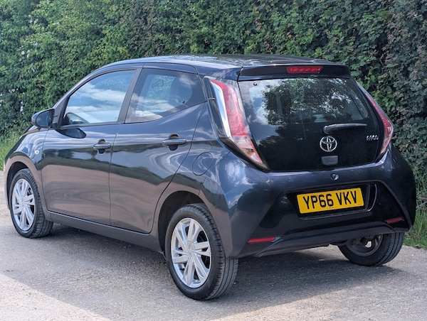 Used Toyota AYGO 2017 for sale - 75386229: Photo 3