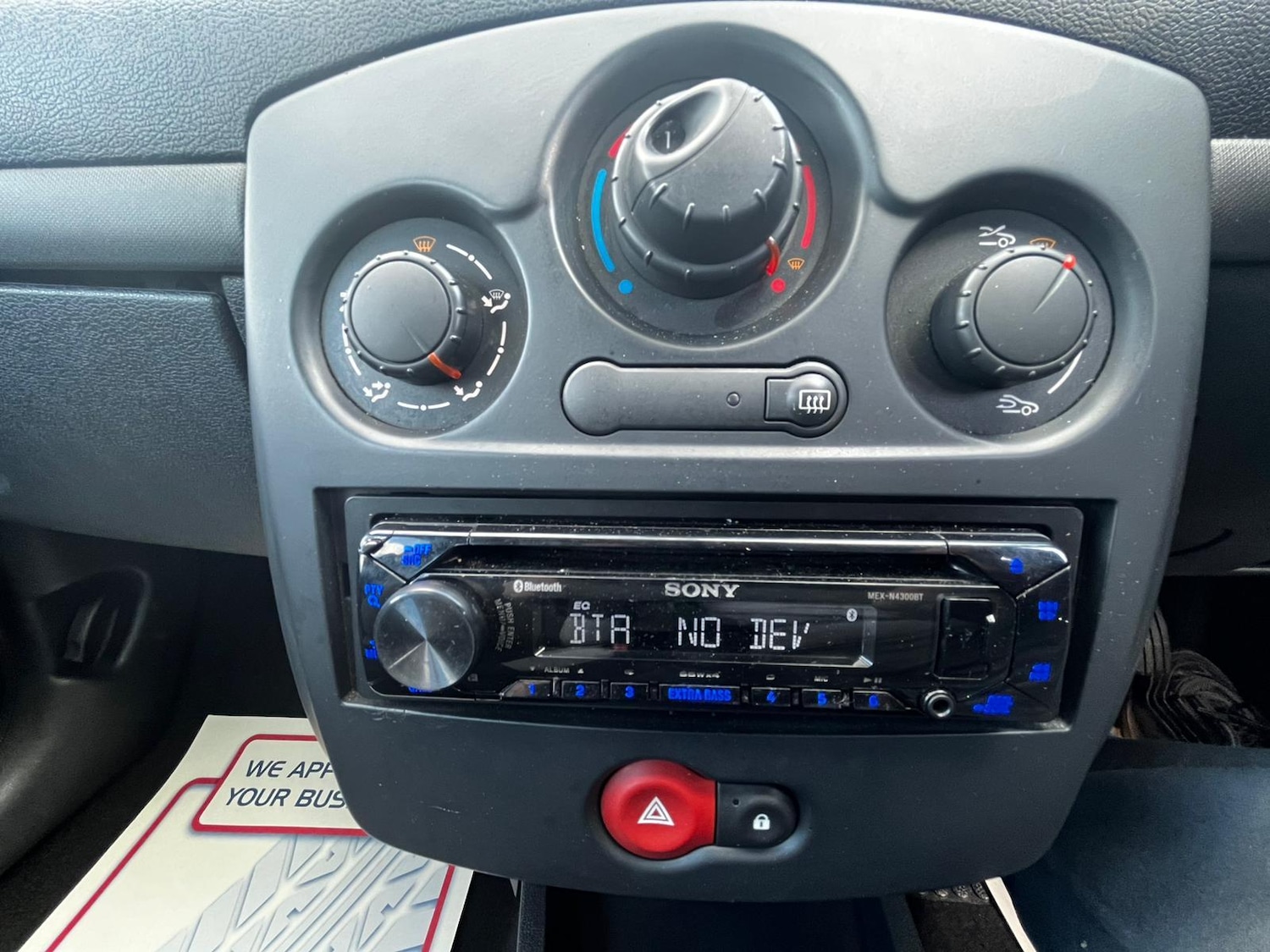 Used Renault Clio 2009 for sale - 76131386: Photo 18