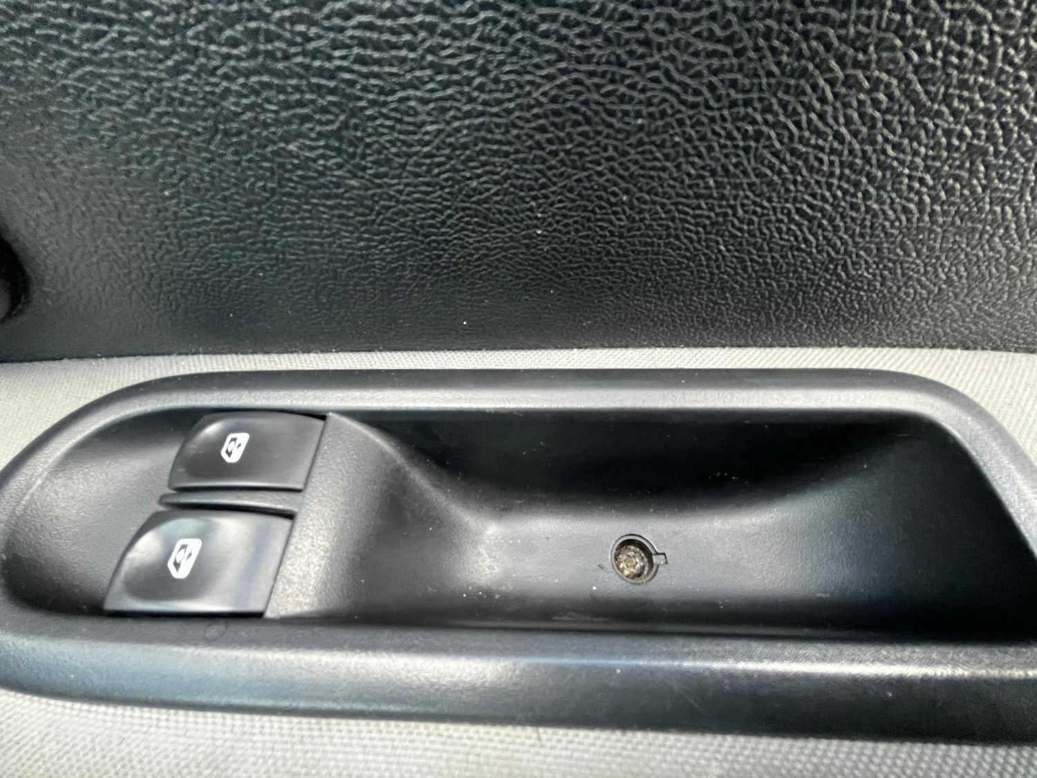 Used Renault Clio 2009 for sale - 76131386: Photo 22