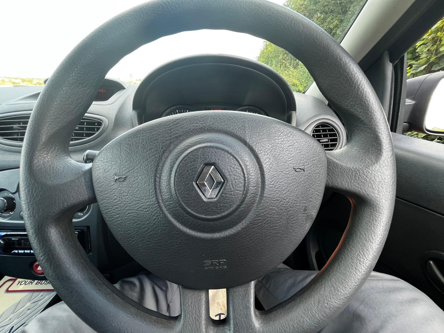 Used Renault Clio 2009 for sale - 76131386: Photo 9
