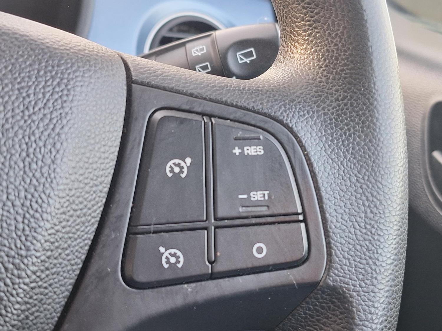 Used Hyundai i10 2014 for sale - 77268881: Photo 16