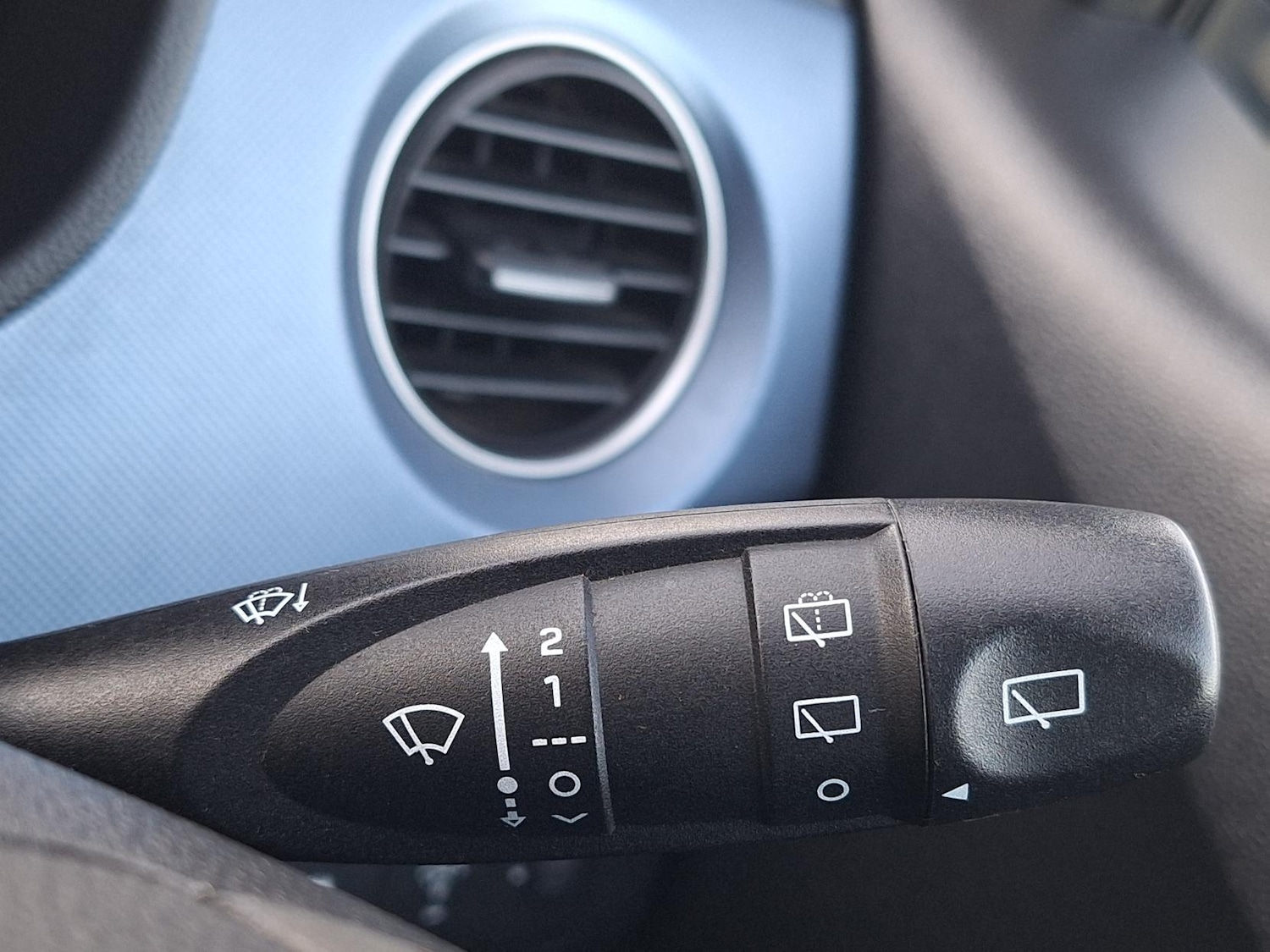 Used Hyundai i10 2014 for sale - 77268881: Photo 18