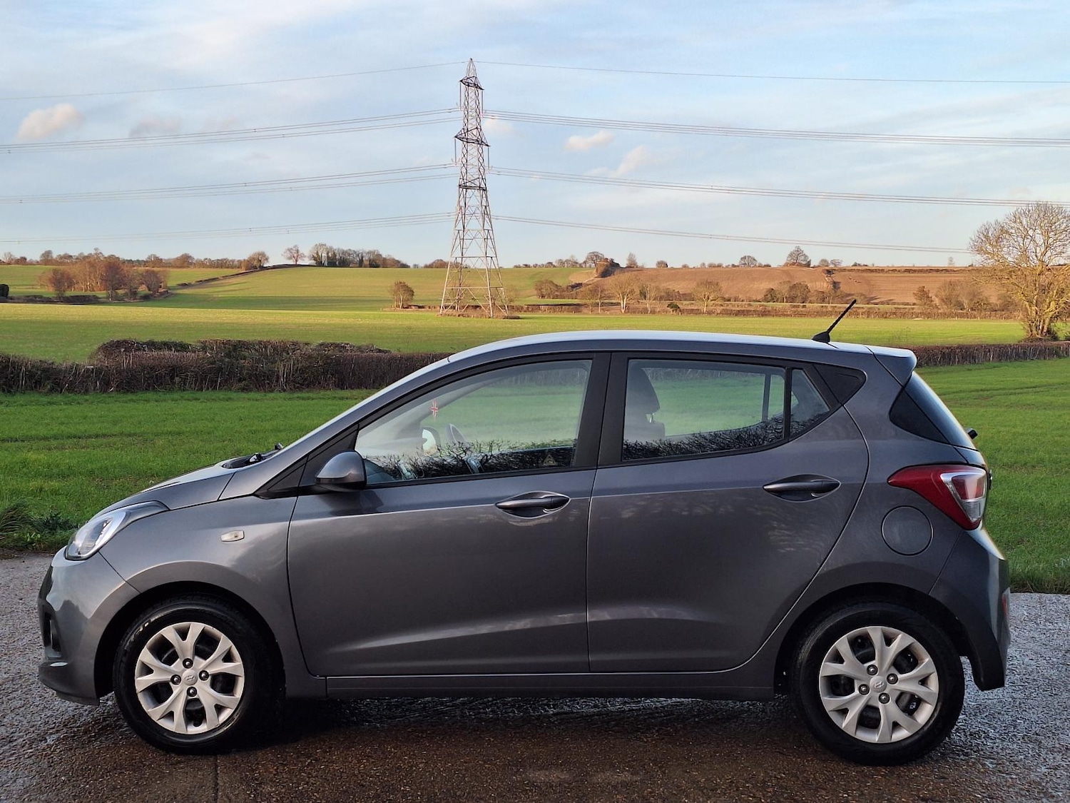 Used Hyundai i10 2014 for sale - 77268881: Photo 6