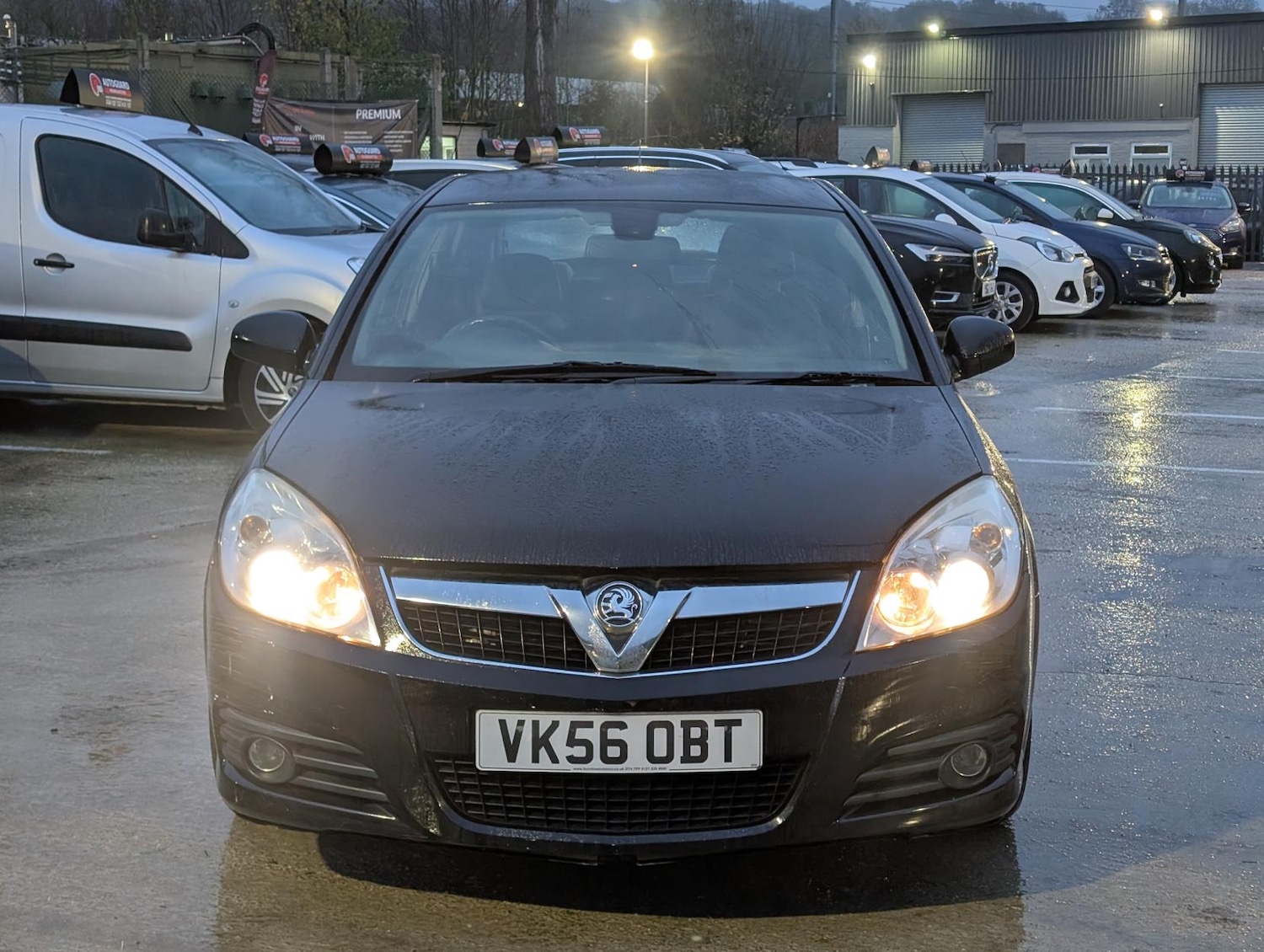 Used Vauxhall Vectra 2006 for sale - 77785713: Photo 2