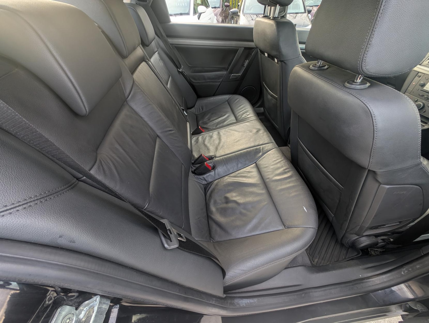 Used Vauxhall Vectra 2006 for sale - 77785713: Photo 22