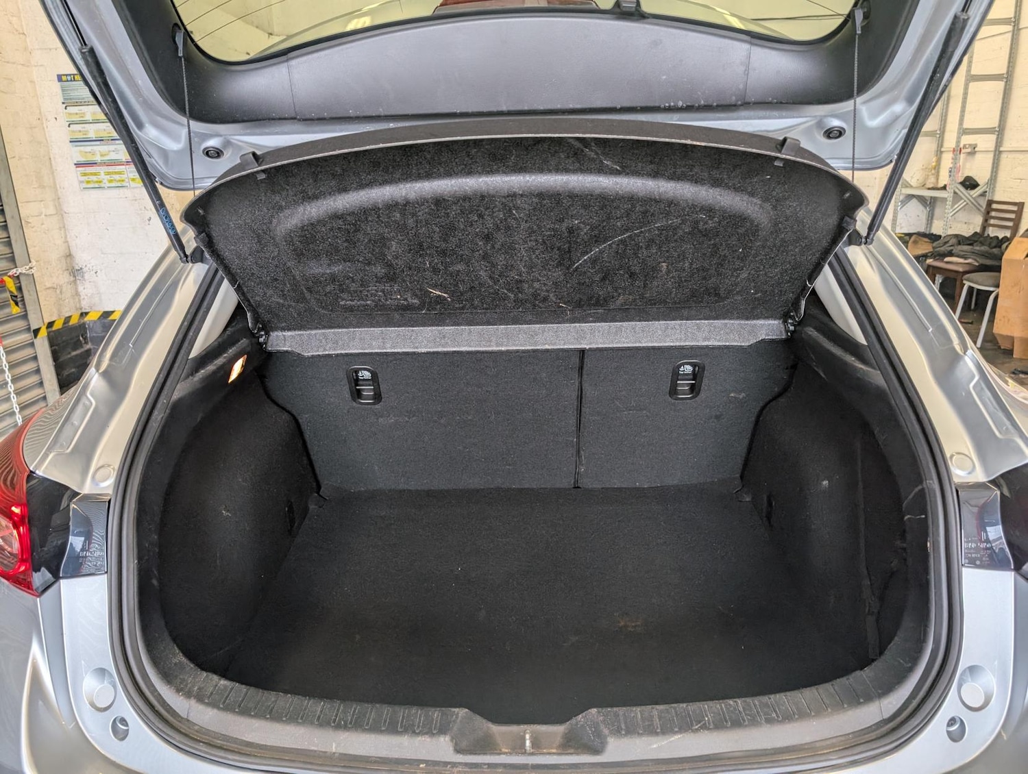 Used Mazda Mazda3 2017 for sale - 77950928: Photo 33