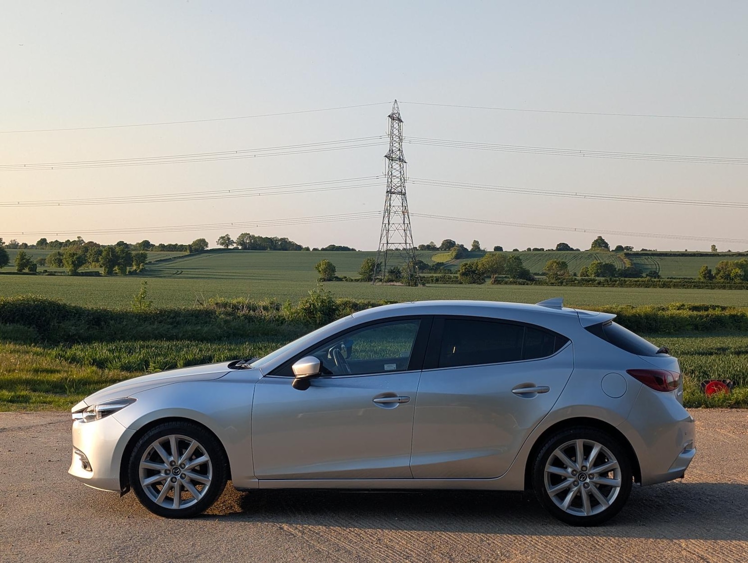Used Mazda Mazda3 2017 for sale - 77950928: Photo 5