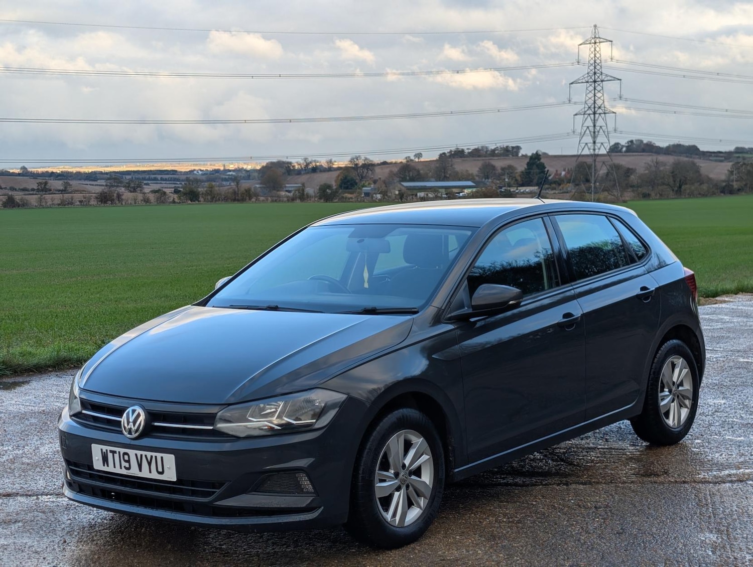 Used Volkswagen Polo 2019 for sale - 76664894: Photo 3