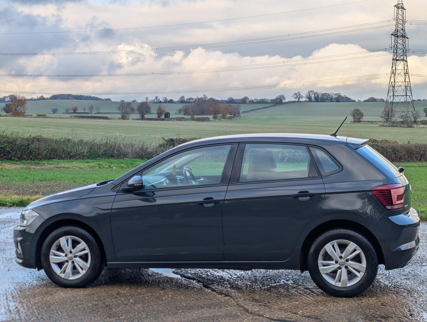 Used Volkswagen Polo 2019 for sale - 76664894: Photo 4