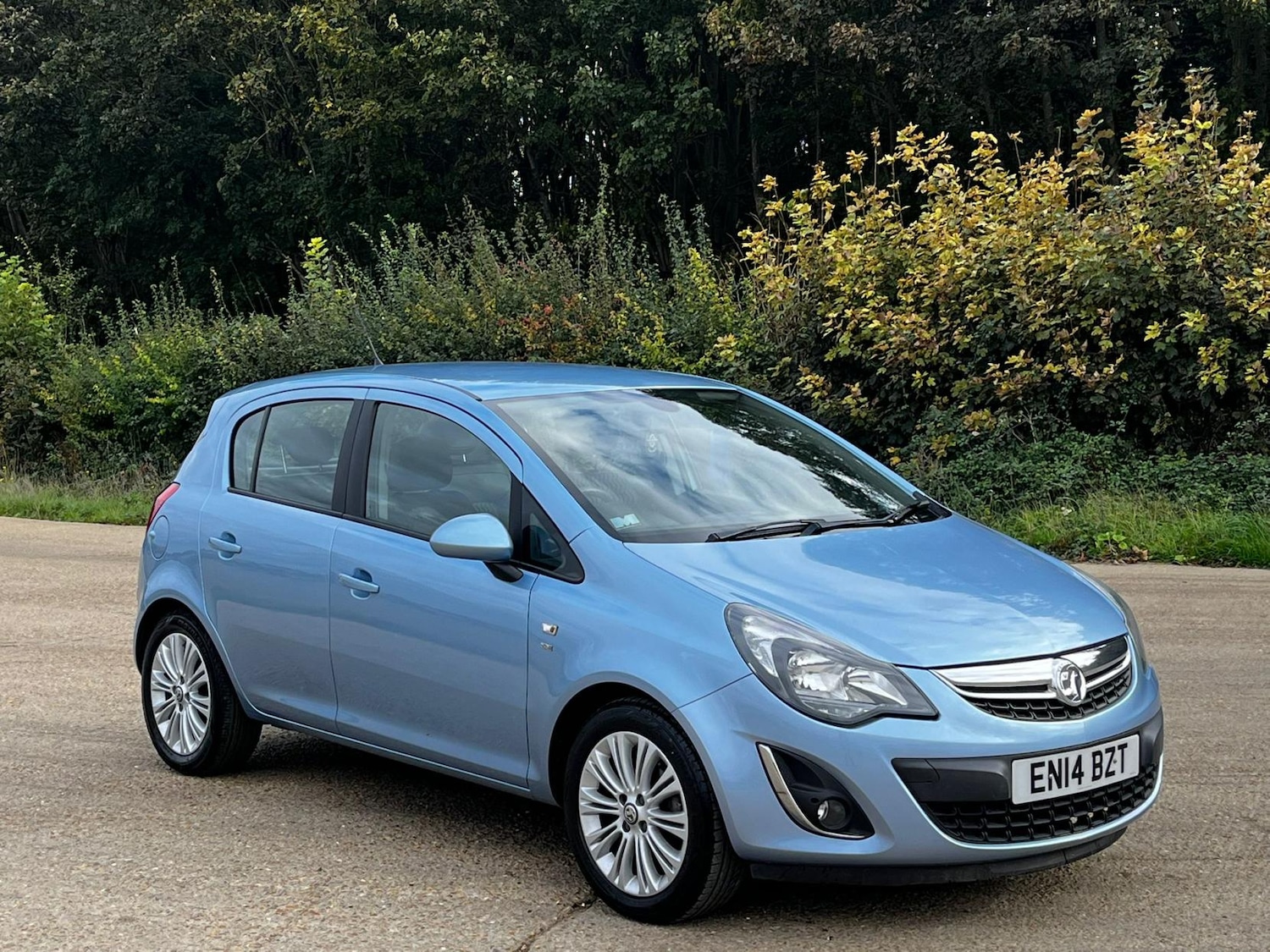 Used Vauxhall Corsa 2014 for sale - 76477026: Photo 1